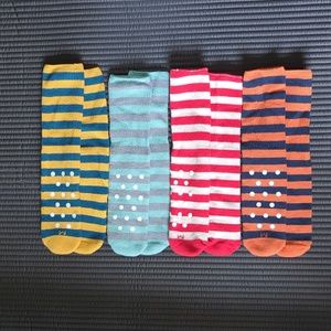 Cat & Jack adaptive socks - size M, four pair bundle
